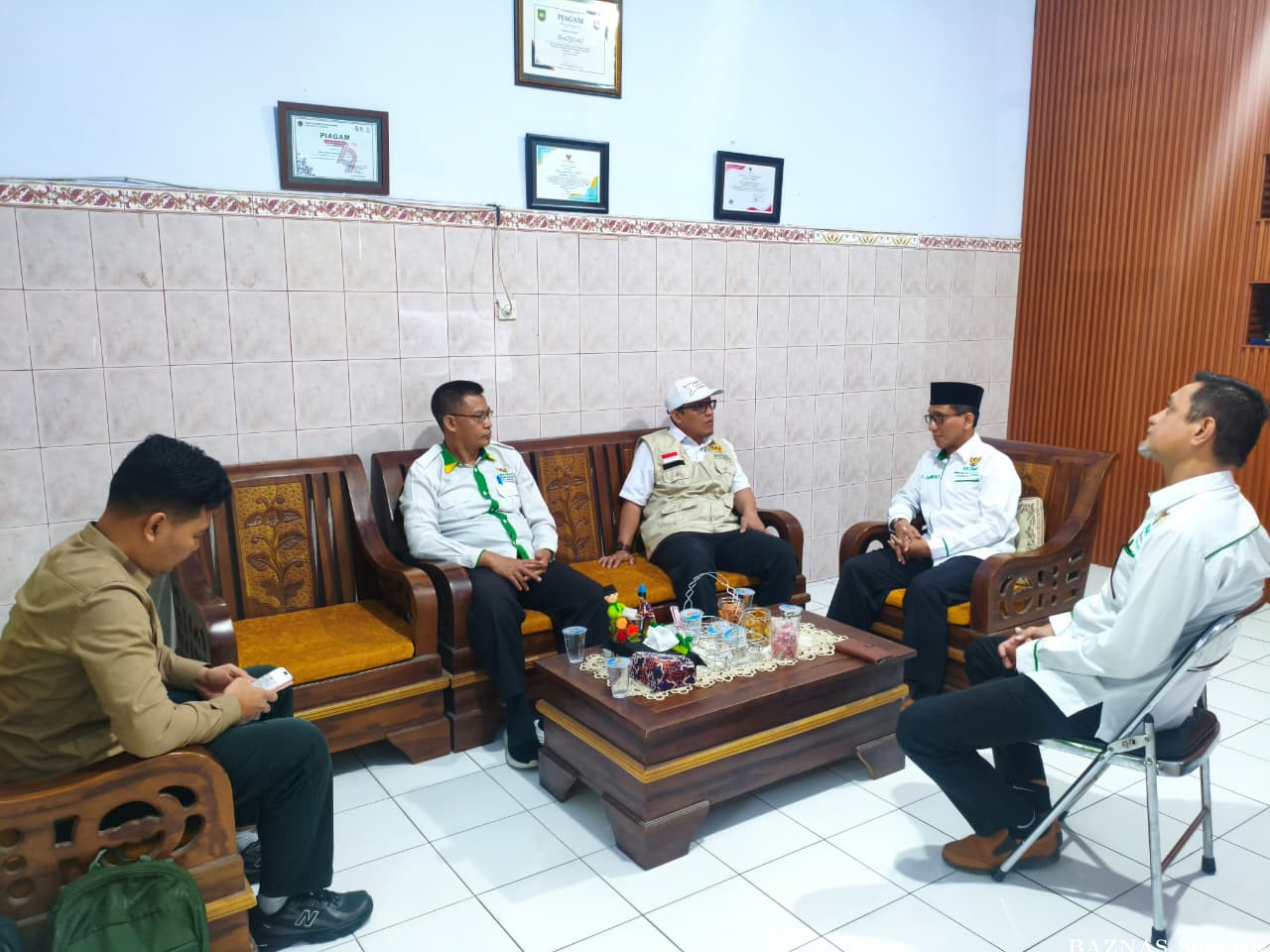 Ketua BAZNAS NTB Silaturrahim ke BAZNAS Sumbawa, Bahas Penguatan Program dan Optimalisasi Pengumpula
