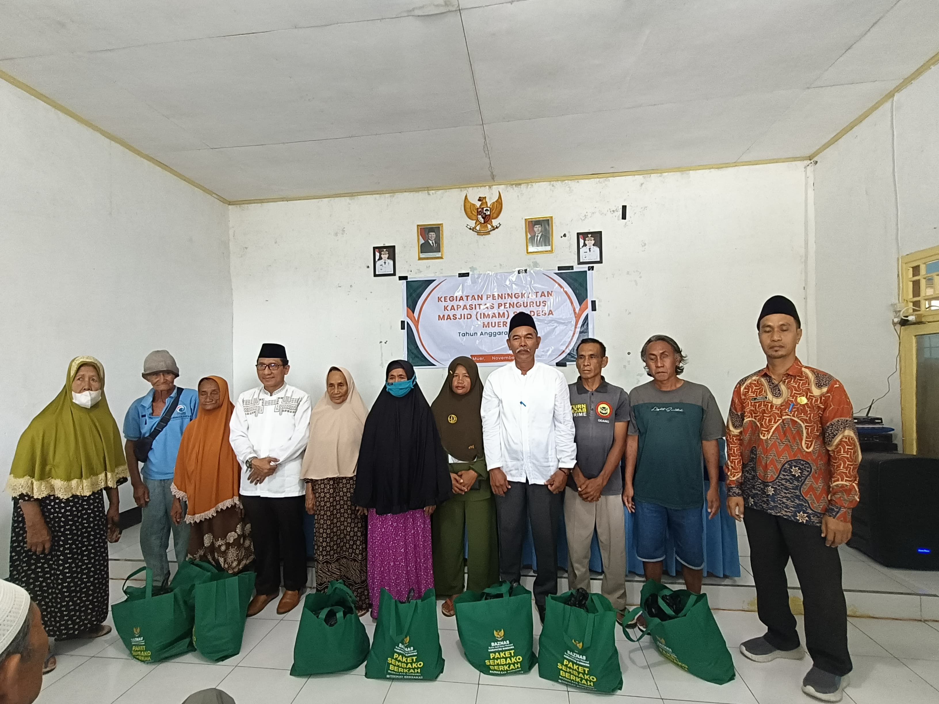 Distribusi Sembako dan Peninjauan Rumah Rehab Mahyani oleh Ketua BAZNAS Sumbawa