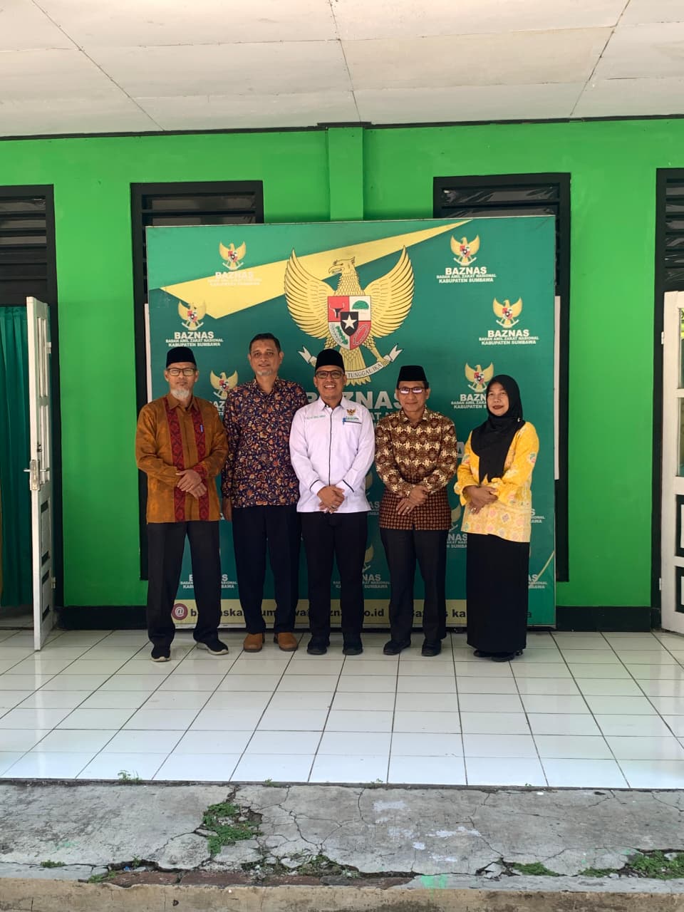 Silaturrahim Ketua BAZNAS Provinsi NTB Dengan Pimpinan  BAZNAS Kab. Sumbawa - (Ada 0 foto)